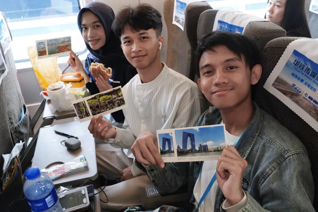 Group travelling by high-speed rail